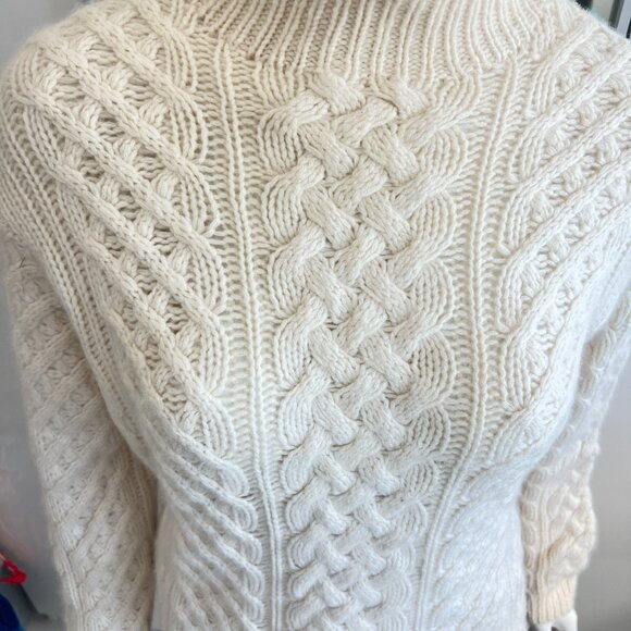 Pure Cashmere Fisherman's Cable Knit Sweater SZ L - Picture 5 of 16